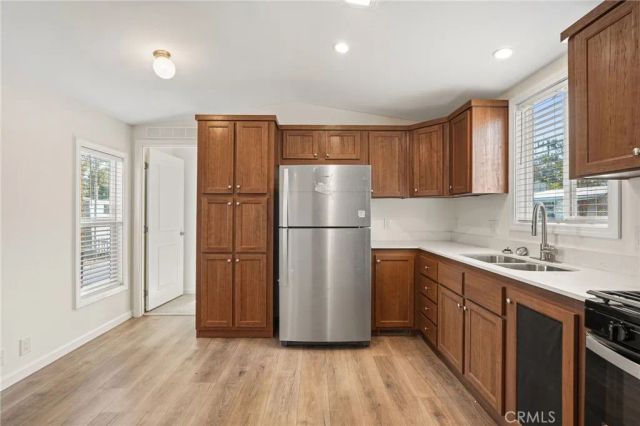 525 Palm Ave 30, Beaumont, CA 92223