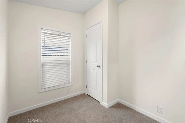 525 Palm Ave 30, Beaumont, CA 92223