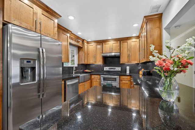 2237 I St, Rio Linda, CA 95673