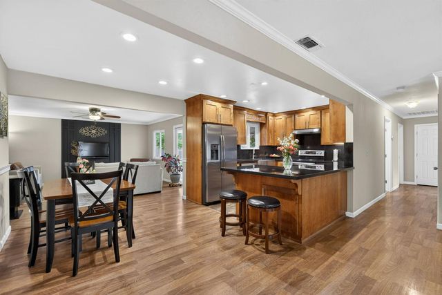 2237 I St, Rio Linda, CA 95673