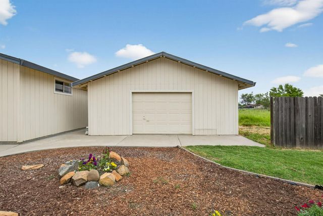 2237 I St, Rio Linda, CA 95673