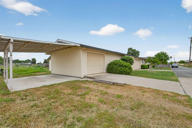 2237 I St, Rio Linda, CA 95673