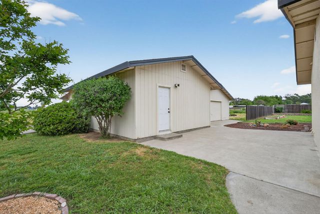 2237 I St, Rio Linda, CA 95673