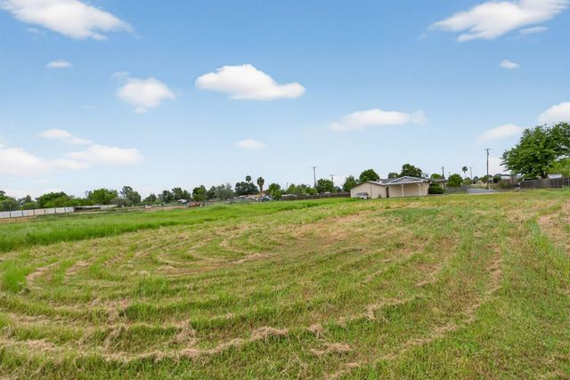 2237 I St, Rio Linda, CA 95673