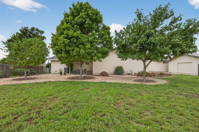 2237 I St, Rio Linda, CA 95673