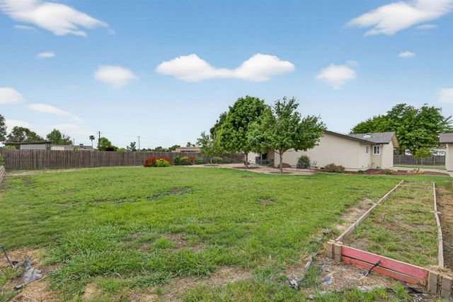 2237 I St, Rio Linda, CA 95673