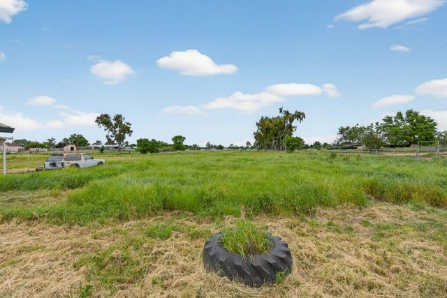 2237 I St, Rio Linda, CA 95673