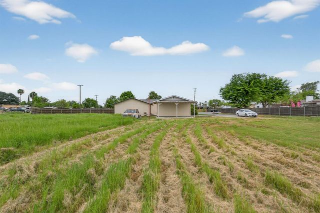 2237 I St, Rio Linda, CA 95673