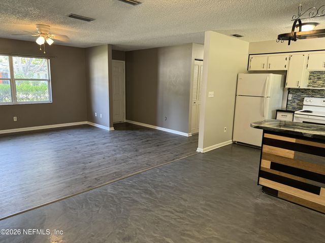 475 SW NIGHTINGALE Street, Keystone Heights, FL 32656