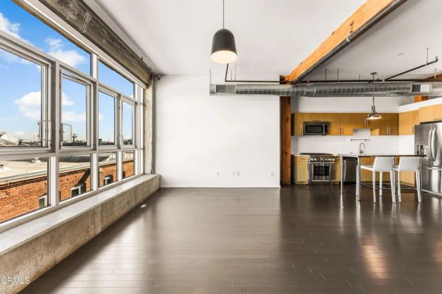 530 S Hewitt Street 532, Los Angeles, CA 90013