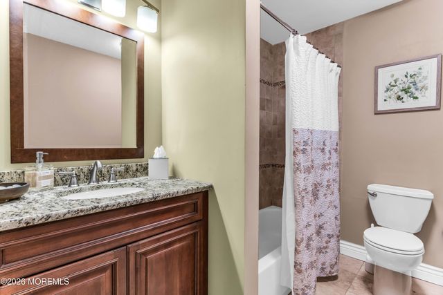 55 Concord Circle, Howell, NJ 07731