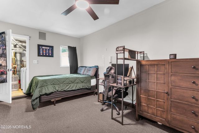 55 Concord Circle, Howell, NJ 07731