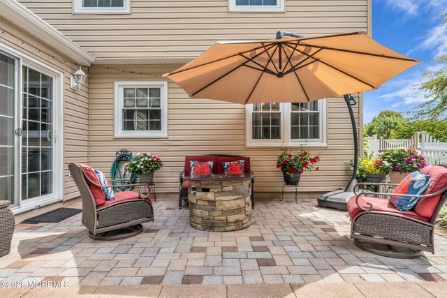 55 Concord Circle, Howell, NJ 07731