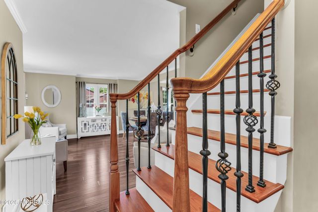 55 Concord Circle, Howell, NJ 07731