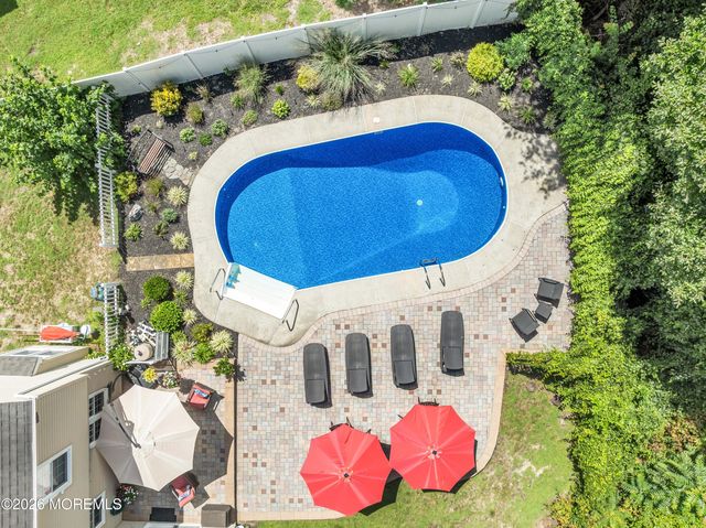 55 Concord Circle, Howell, NJ 07731