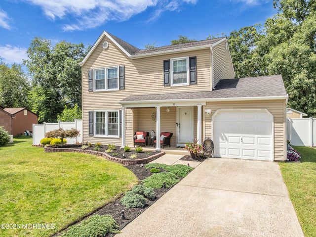 55 Concord Circle, Howell, NJ 07731