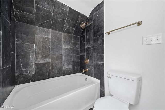 3246 Stimson Road, Barberton, OH 44203