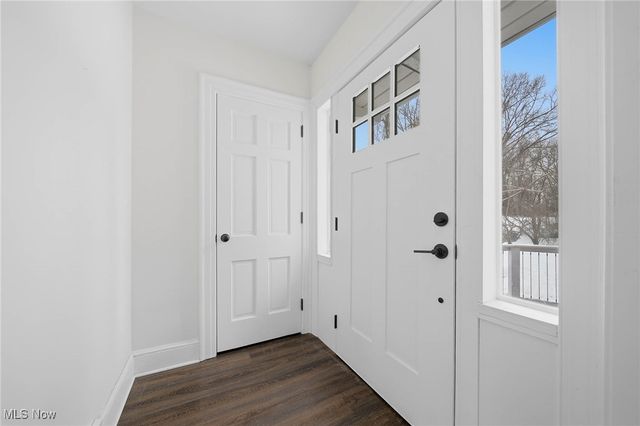 3246 Stimson Road, Barberton, OH 44203