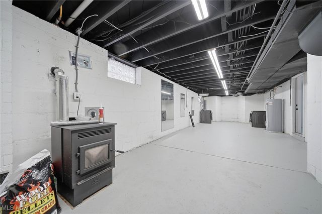 3246 Stimson Road, Barberton, OH 44203