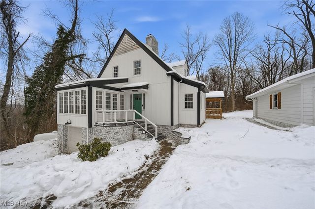 3246 Stimson Road, Barberton, OH 44203