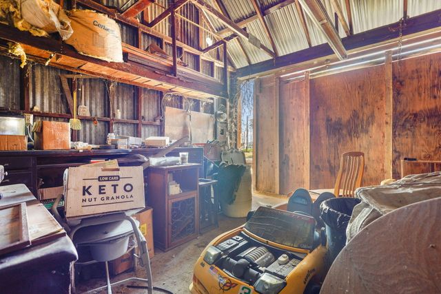 6930 Westside Road, Redding, CA 96001