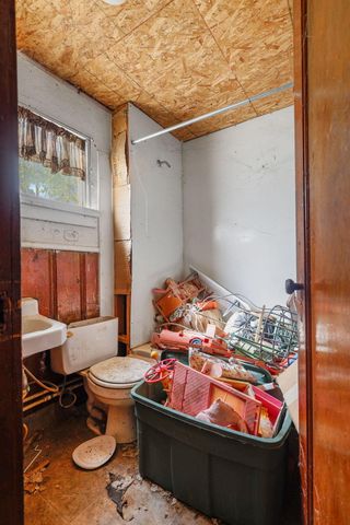 6930 Westside Road, Redding, CA 96001