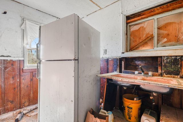 6930 Westside Road, Redding, CA 96001