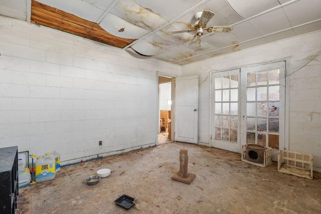 6930 Westside Road, Redding, CA 96001