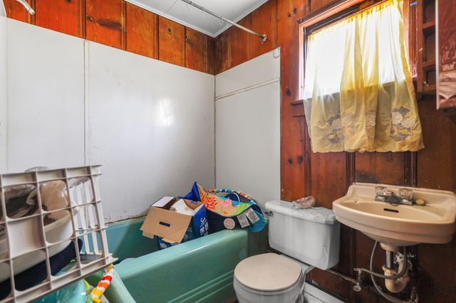 6930 Westside Road, Redding, CA 96001