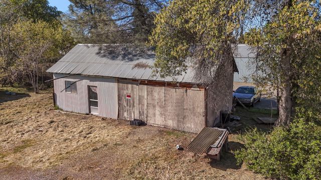 6930 Westside Road, Redding, CA 96001