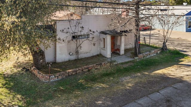 6930 Westside Road, Redding, CA 96001