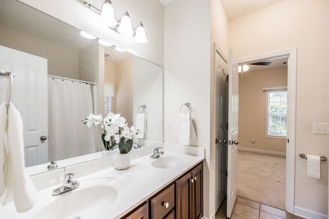 4037 Brimestone Way, Greenbrier, TN 37073