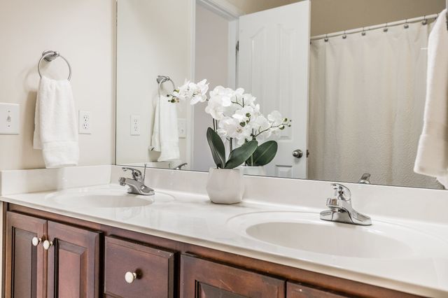 4037 Brimestone Way, Greenbrier, TN 37073