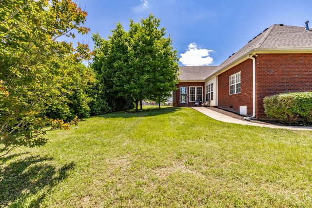 4037 Brimestone Way, Greenbrier, TN 37073