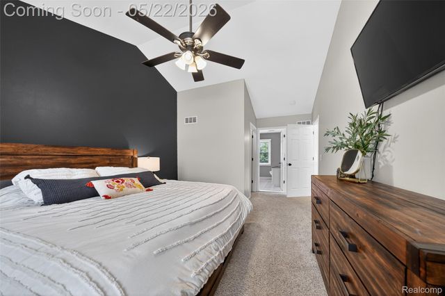 1427 Trailside Boulevard, Wixom, MI 48393