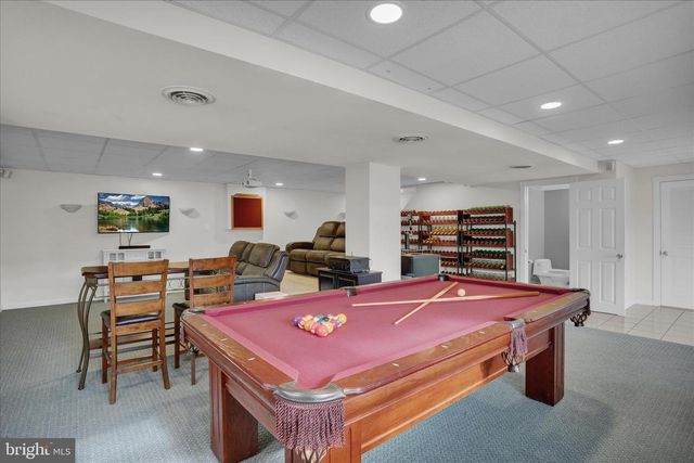 2403 JOHN HENRY DR, Reading, PA 19608