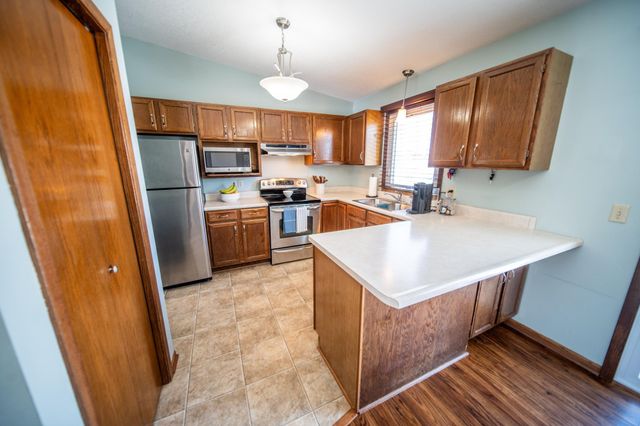 5628 Silas Dent Rd NW, Rochester, MN 55901