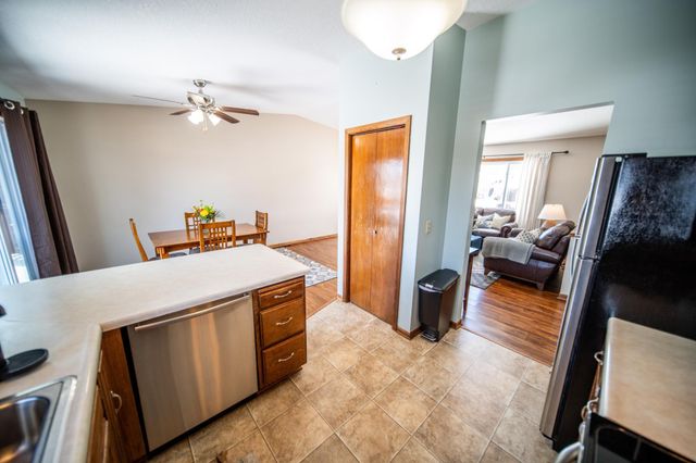 5628 Silas Dent Rd NW, Rochester, MN 55901