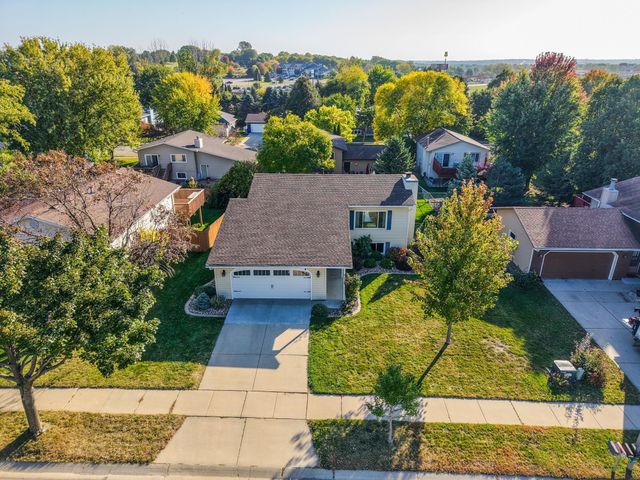 5628 Silas Dent Rd NW, Rochester, MN 55901