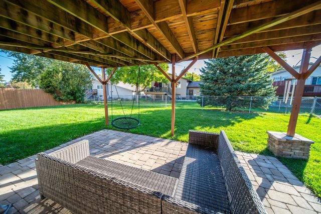 5628 Silas Dent Rd NW, Rochester, MN 55901