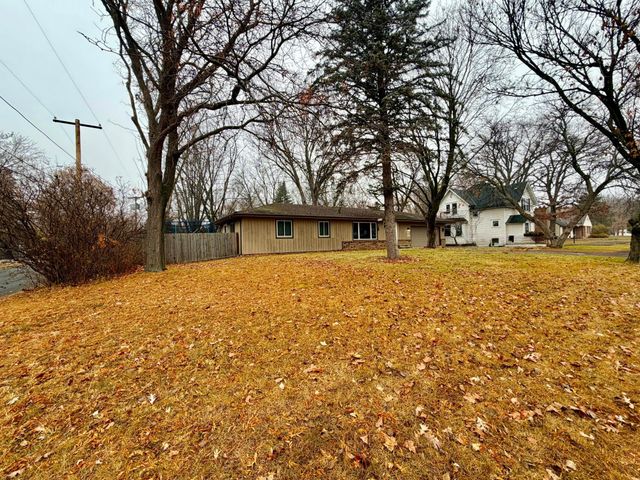 208 3rd Street NW, Forest Lake, MN 55025