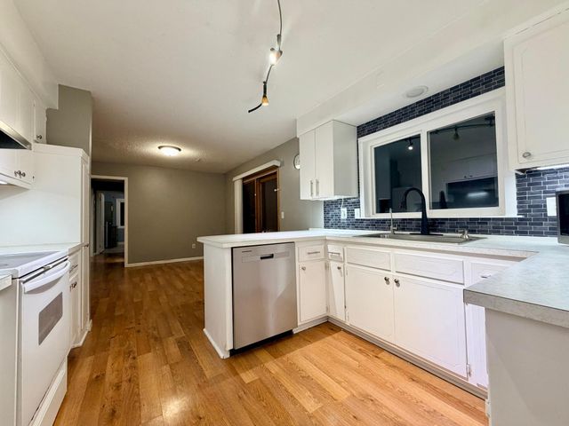 208 3rd Street NW, Forest Lake, MN 55025