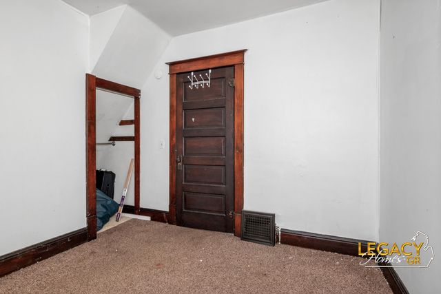 2928 Baker Street, Muskegon Heights City, MI 49444