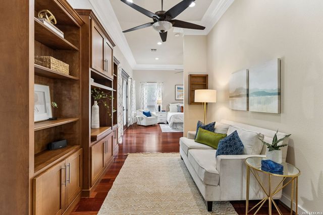 451 Laramie Dr, San Antonio, TX 78209