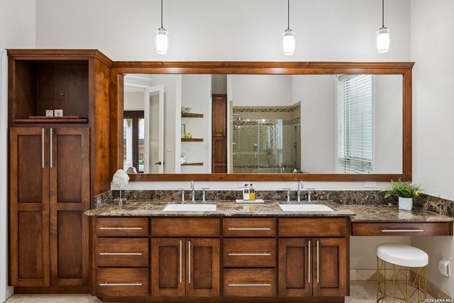 451 Laramie Dr, San Antonio, TX 78209