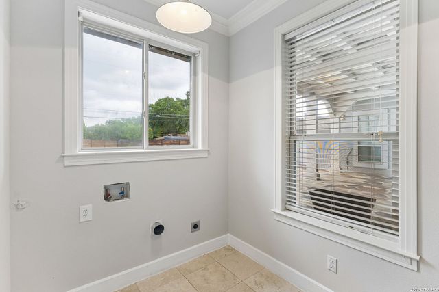 451 Laramie Dr, San Antonio, TX 78209