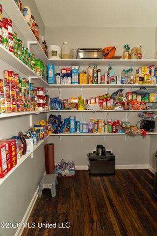 10565 Shorecrest Road, Biloxi, MS 39532