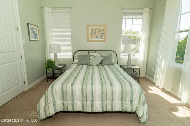 10565 Shorecrest Road, Biloxi, MS 39532