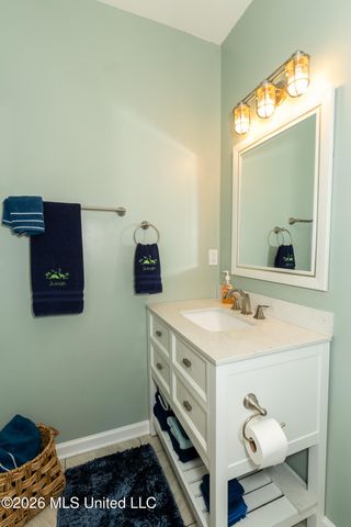 10565 Shorecrest Road, Biloxi, MS 39532