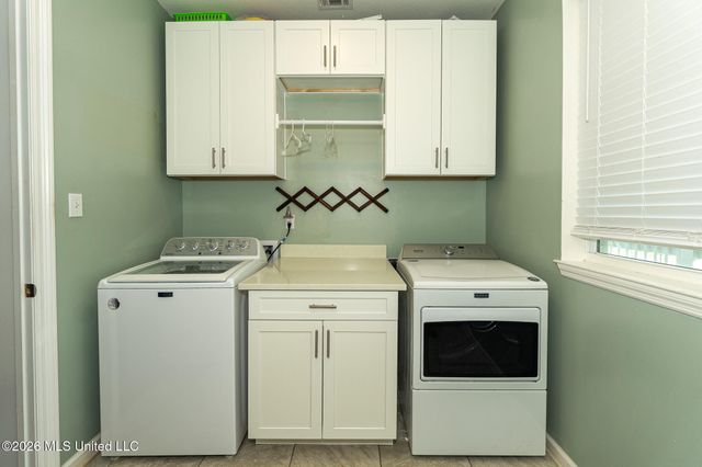 10565 Shorecrest Road, Biloxi, MS 39532